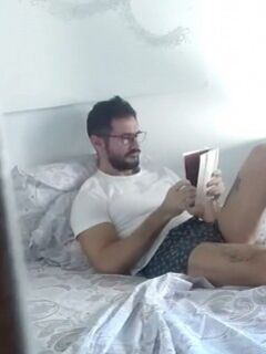 Ama)