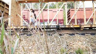 Rouler sur les rails - Angel Constance