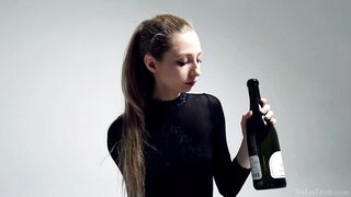 champagne 2 - Areana Renard