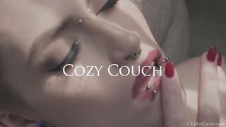 Gemütliche Couch 2 - Amanda Marie