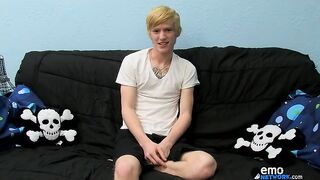 O doce jovem Dustin não é tão doce assim! - Dustin Dibella