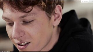 Primi piani grezzi Sc.3 - Joel Tamir, Thomas Cullen