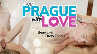 Un blond britannique reçoit une bite bien dure d'un Tchèque dans le cul !