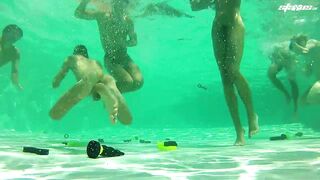 6 geile Twinks und Hengste liefern sich eine spritzige Bareback-Orgie am Pool! HD