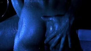 Mentre la città guarda