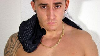 Spycam: Manuel Lopez