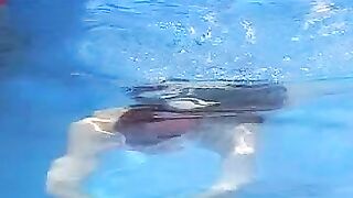 Película Ángel en la piscina