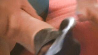 Ragazza eccitata in muta