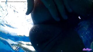 Schönes Wetter für Sex im Pool