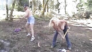 Due ragazze in affitto