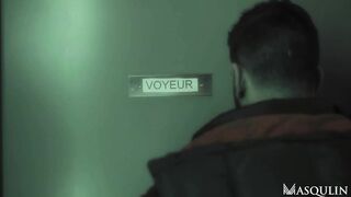 LE 4 PORTE, PARTE 3 - VOYEUR