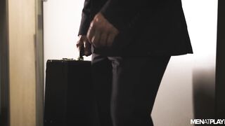 Traje fuerte Ep 1: Encuentro casual