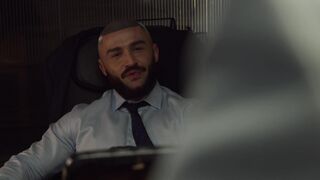 ZUM ARBEITEN ODER ZUM FICKEN