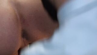 ZUM ARBEITEN ODER ZUM FICKEN