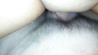 LA TÍA BLISS SE VIENE A LA CIUDAD - Follada y llena de polillas