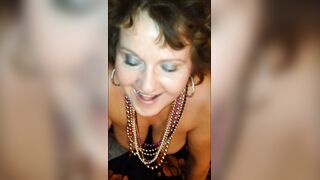 Sexo hippie de Halloween Pt1, boquetes peitudas e buceta rosa