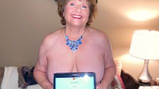 Hommage de Busty Bliss à son petit ami bavarois