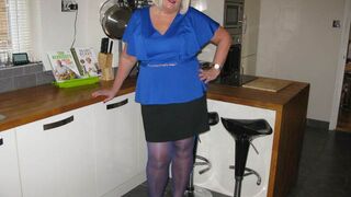 Delivery Guy Blowjob