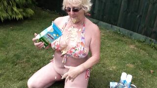 Planschen im Garten Pt1