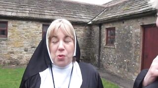 Nonnen auf der Flucht