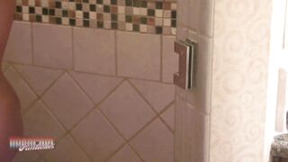 Spielen in der Badewanne Pt2