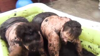 Kim & Honey Mud Wrestling Pt1