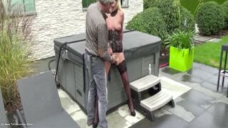 Eine kleine Titten-, Muschi- und Arschfolter, Teil 1