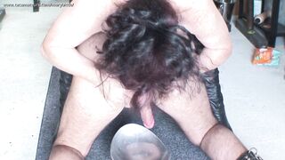 Massage et traite de la prostate Pt1