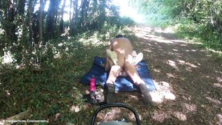 Follando en el bosque Pt2