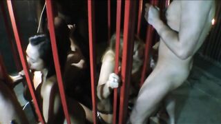 Tres chicas en una jaula Pt3