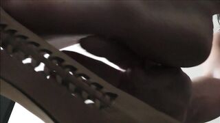 Raven sente i suoi piedi