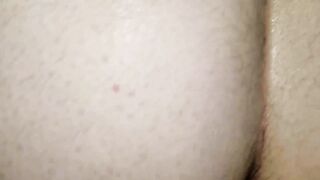 Gode et bite dans le cul pt3