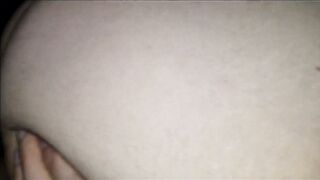 Chupando e fodendo creampie Pt2