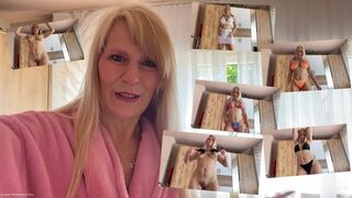 Prueba de bikinis para las vacaciones