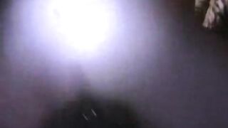 Mujer cachonda chupando polla y montando a su hombre