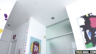 VERO ANALE Lily Lou è un sogno anale