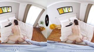 Arrombando a buceta da irmã