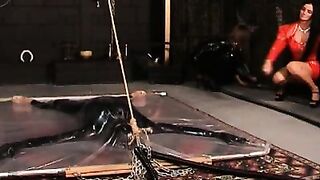 As mãos que governam o mundo