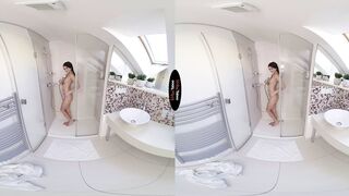 Tomando una ducha con Kate Rich