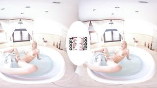 Hora do banho com MILF Natalie