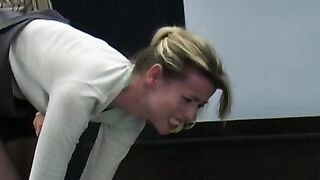 Glühend nackter Hintern