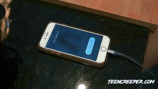 La adolescente espeluznante Goldie Glock