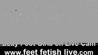 Anna, Dre e Belle adoram pés na praia