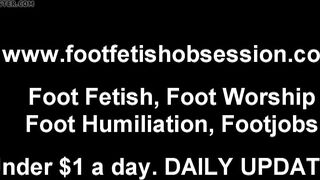 Rub my feet while you play with your cock