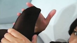 Lana Lopez : de superbes photos de l'entrejambe relevé