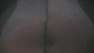 Nina James vous possède et veut votre sperme