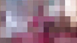 Sorpreso a masturbarti dai tuoi due vicini hot JOI