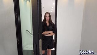 El mirón pillado con los nudillos