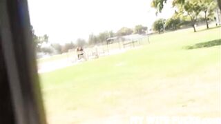 Veja sua esposa chupando o pau enorme de um estranho