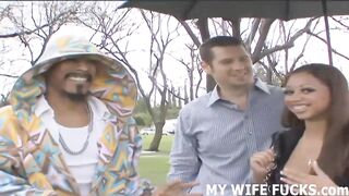 J'adore prendre une bite dure pendant que tu regardes